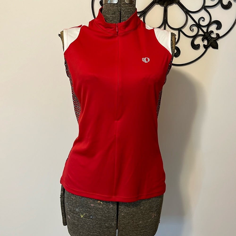 Pearl Izumi cycle shirt, sleeveless, 1/2 zip, red with white, L